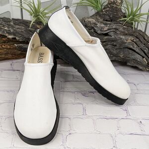 Bass Shoes "Trisha" Knit Slip-on Loafers